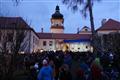 Čekání na slavnostní rozsvícení vánoční stromečku na 1. nádvoří (foto: Vladimír Jakub Mitura)