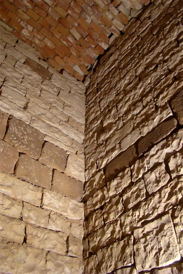 Vnitřní prostor věže v mezipatře a 1. patře (foto Vít Pávek)